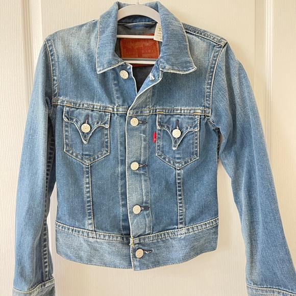Levi's Jackets & Blazers - Levi’s Jean Jacket